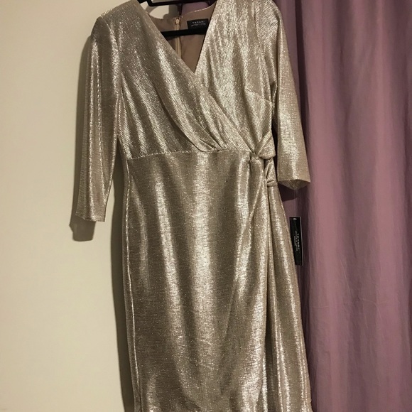 Tahari Dresses & Skirts - Tahari Cocktail Dress NWT